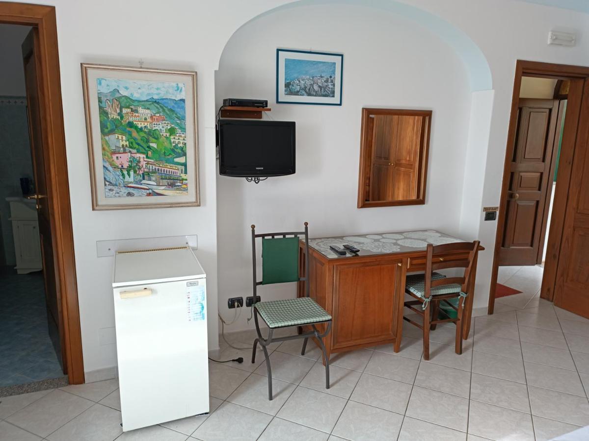 Nino'S In Nocelle Appartement Positano Buitenkant foto